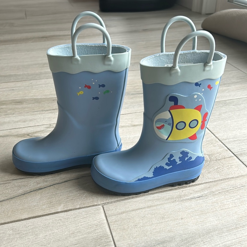 Toddler rain boots